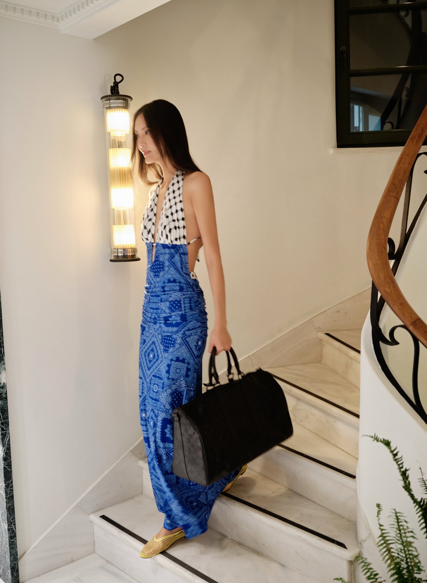 “Keffiyeh” maxi dress with blue-electric lahouri pattern , open-back and butt-lifting effect